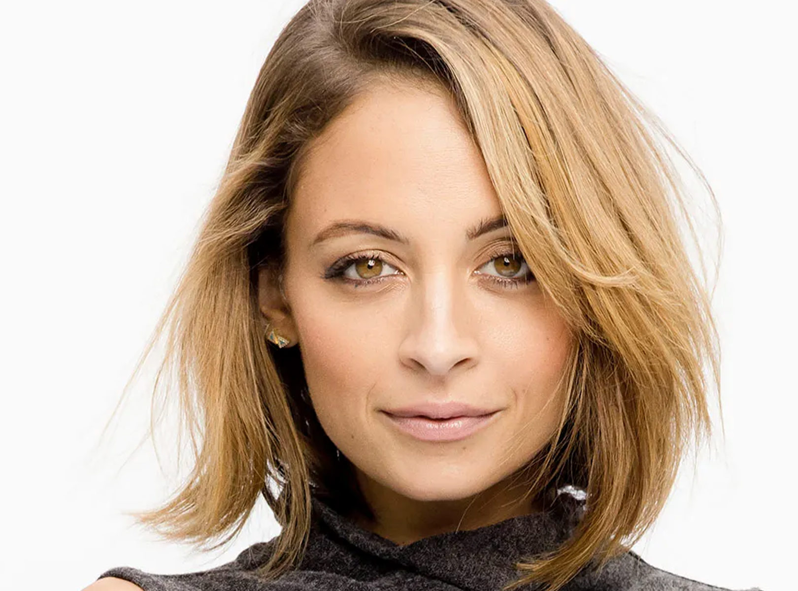 Nicole Richie Actress Celebrity Fashion Designer Brand Social Media Community Management